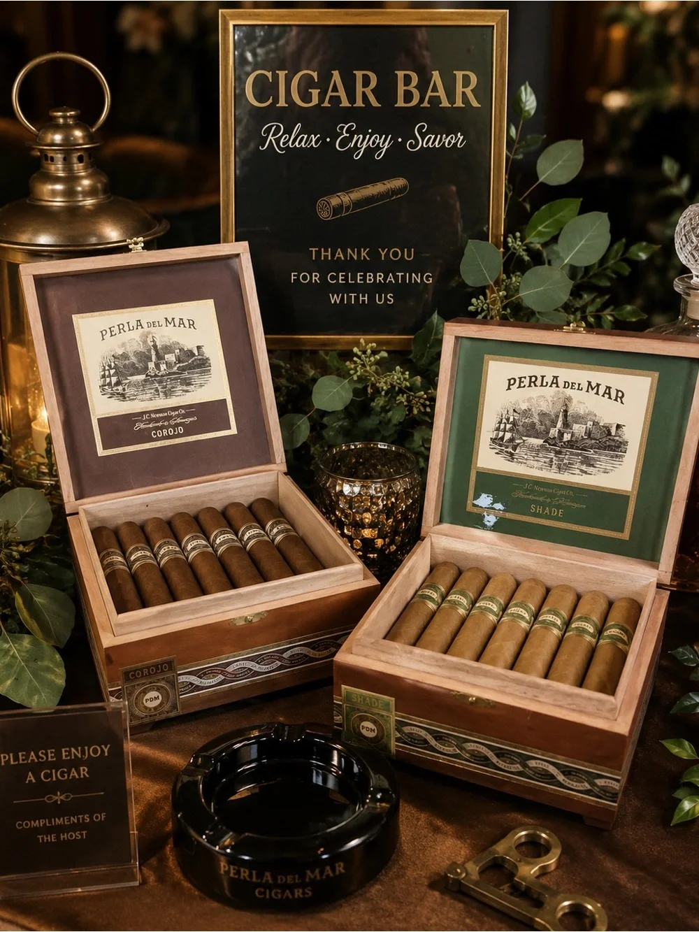 Perla del Mar Cigar Box Set – Brown & Tan great for cigar bar displays